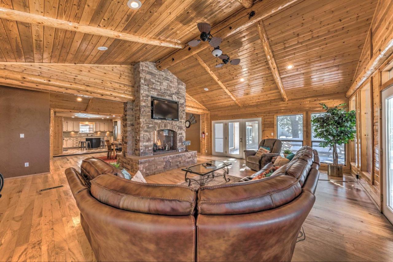 Spacious Ruidoso Home With Hot Tub And Fireplaces Exterior foto